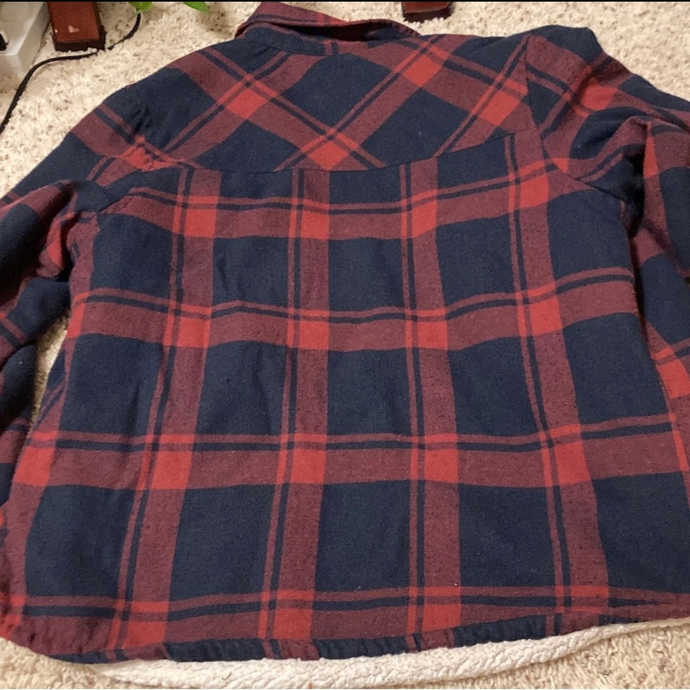 Rue 21 navy and red sherpa flannel - Picture 3 of 4